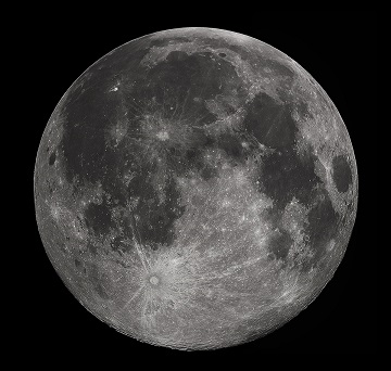 LUNA - Our Moon